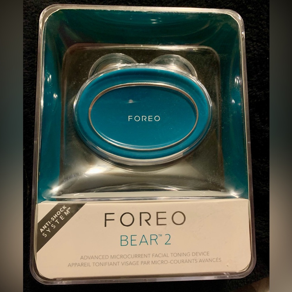 FOREO BEAR 2 Advanced Microcurrent Facial Toning Device. - Picture 2 of 4